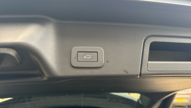 Land Rover Range Rover Evoque 2.0 D200 Edition 5dr Auto Diesel Hatchback